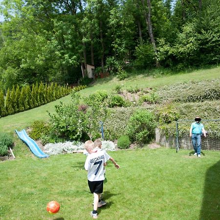 フェルデン・アム・ヴェルターゼー Ferienhaus Manuelaヴィラ エクステリア 写真