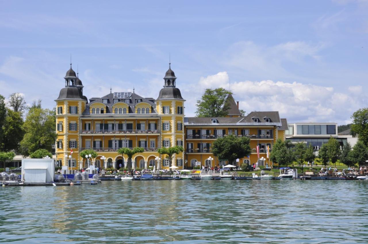 フェルデン・アム・ヴェルターゼー Ferienhaus Manuelaヴィラ エクステリア 写真